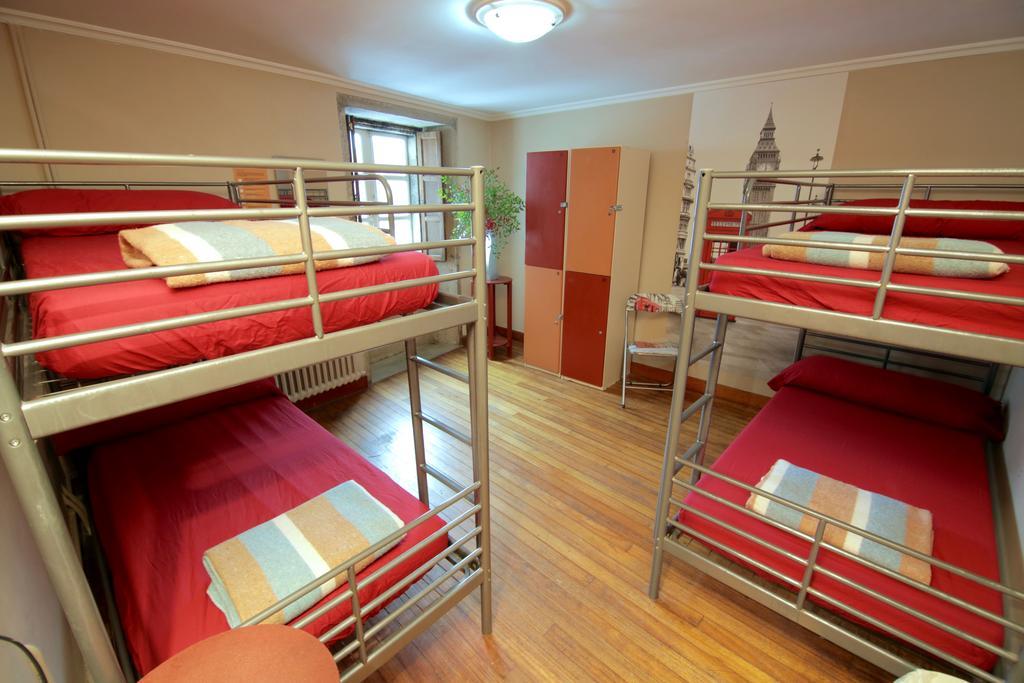 Albergue O Fogar De Teodomiro Сантяго де Компостела Екстериор снимка