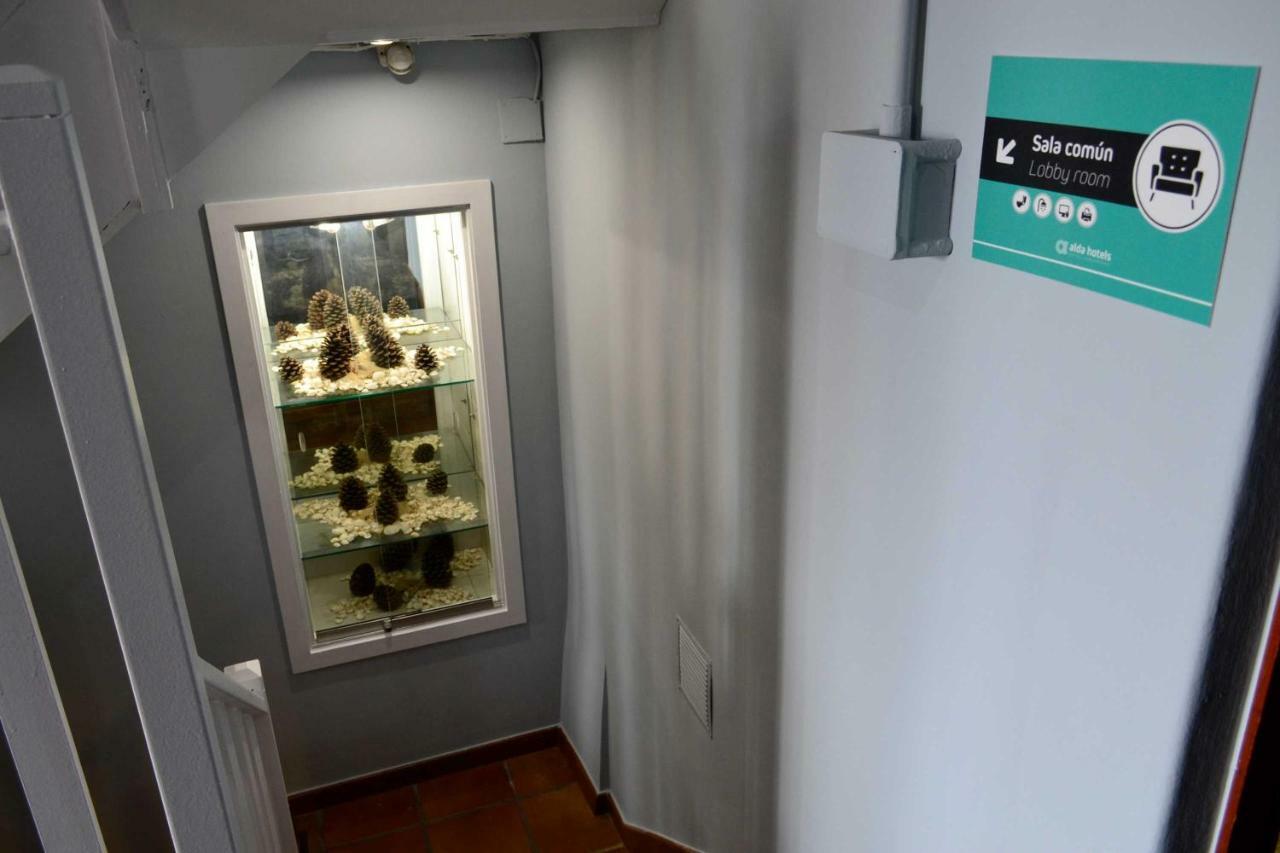 Albergue O Fogar De Teodomiro Сантяго де Компостела Екстериор снимка